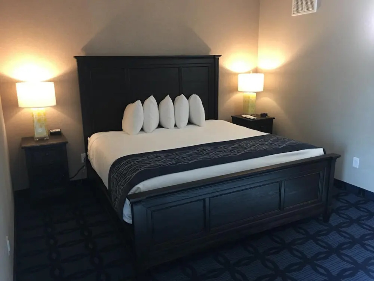 Riverside Inn Hannibal