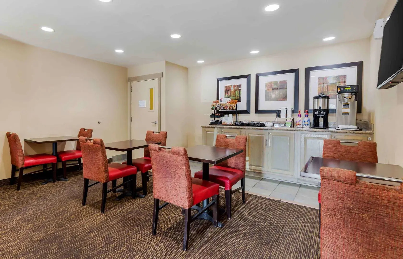 Studio 6 Suites Greenville, SC - Haywood Mall