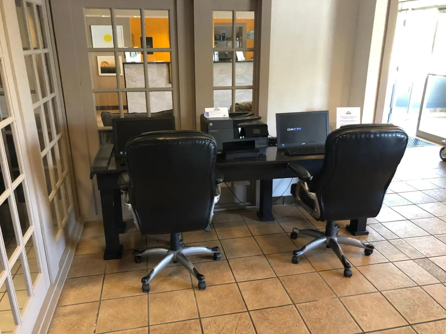 White Lake Inn And Suites