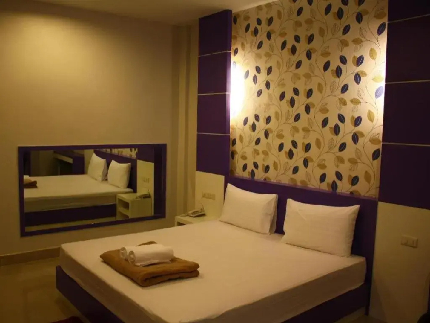 Sabai EZ Hotel