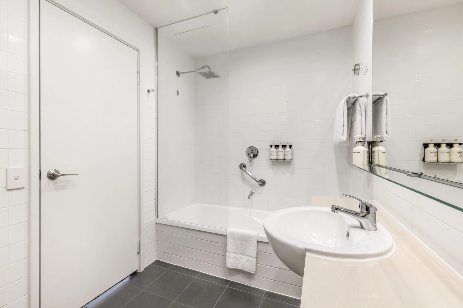 Adina Apartment Hotel Perth - Barrack Plaza