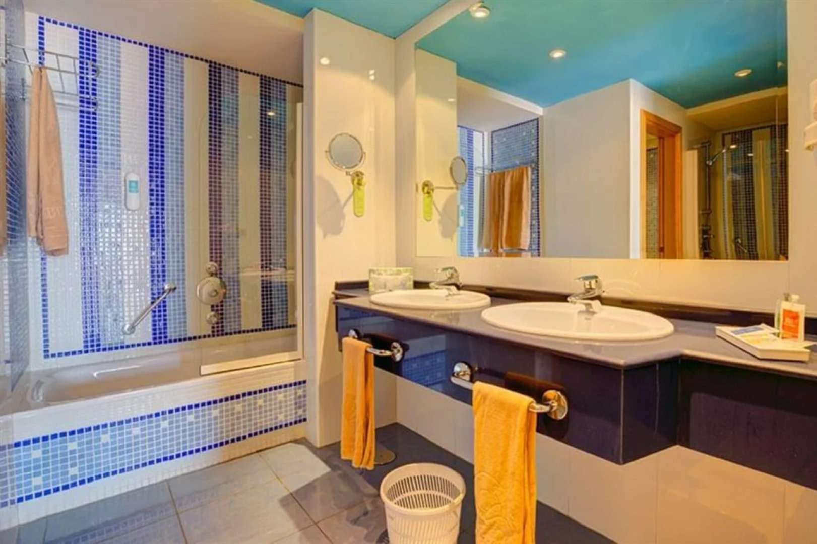 SBH Crystal Beach Hotel & Suites - Adults Only