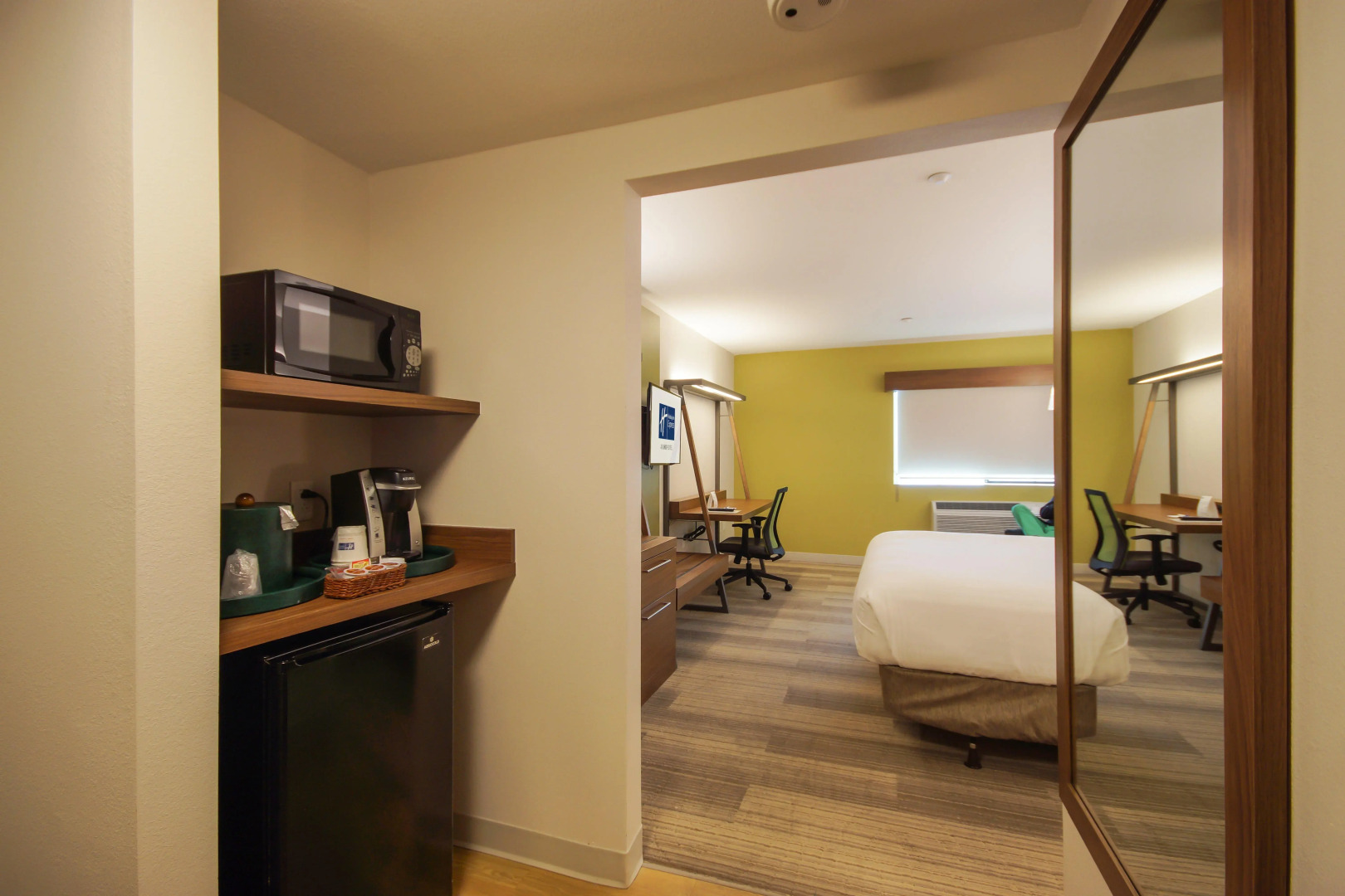 Holiday Inn Express Mira Mesa-San Diego by IHG