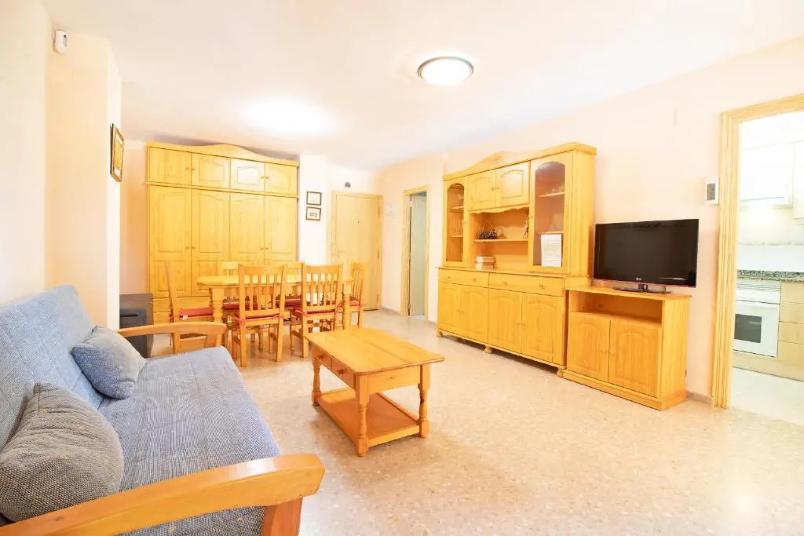Global Properties, Apartamento con piscina en Residencial Brezo