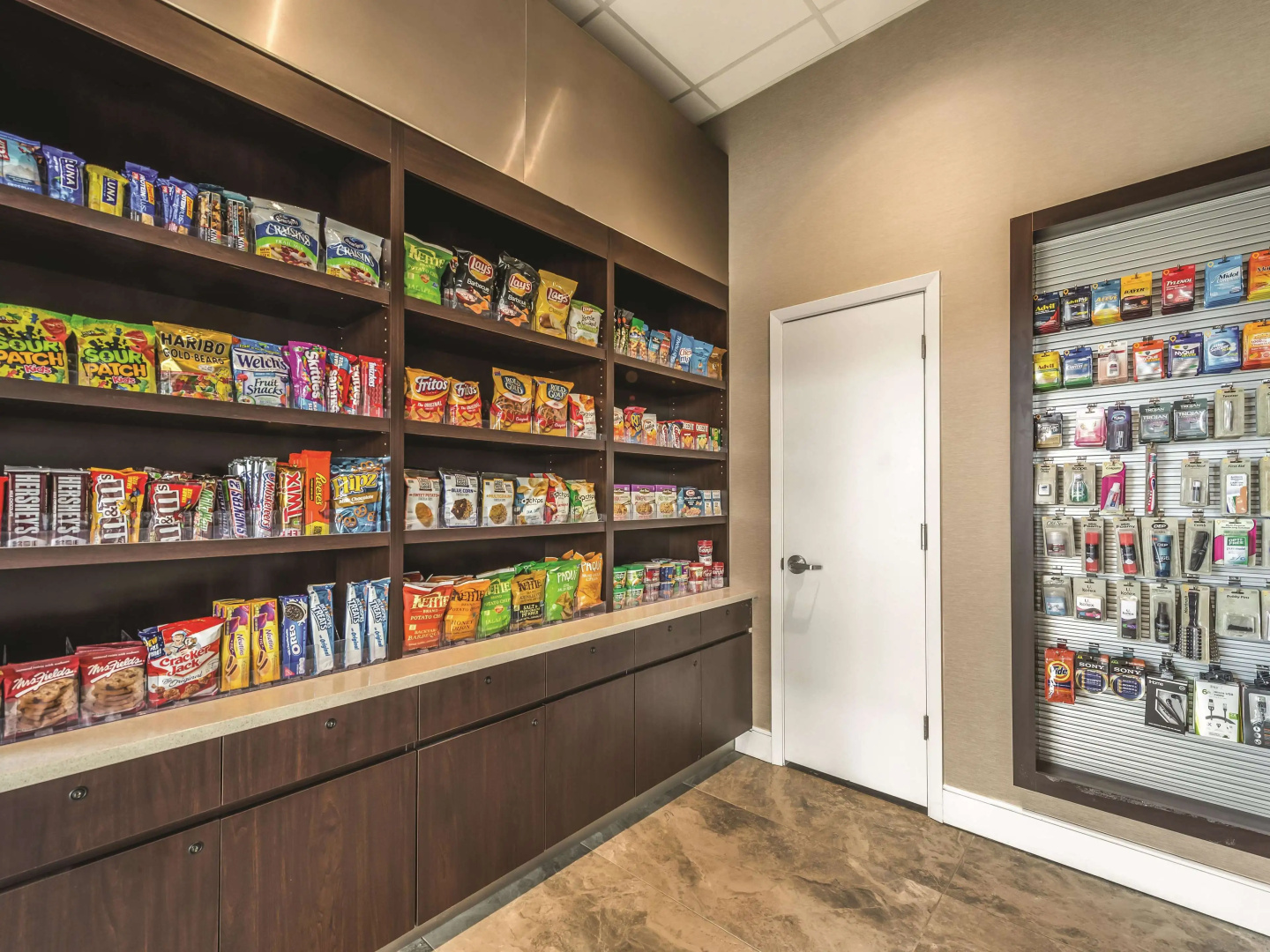 La Quinta Inn & Suites by Wyndham Cincinnati Sharonville