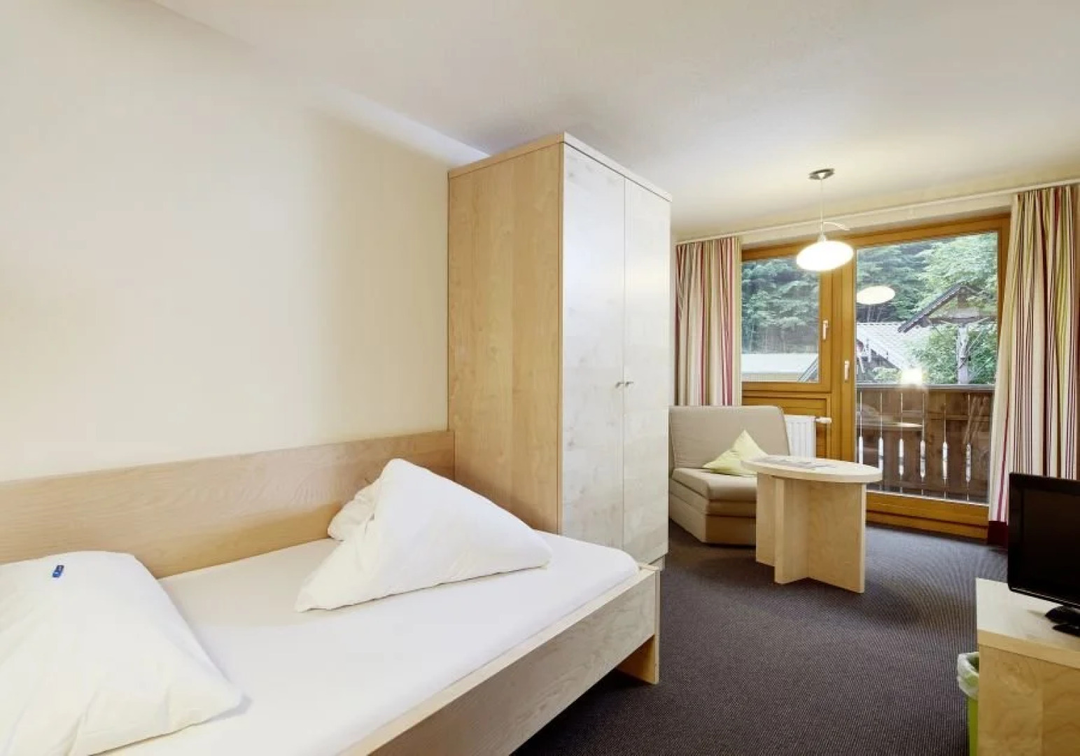 Burgenwelt Ehrenberg Dependance 2