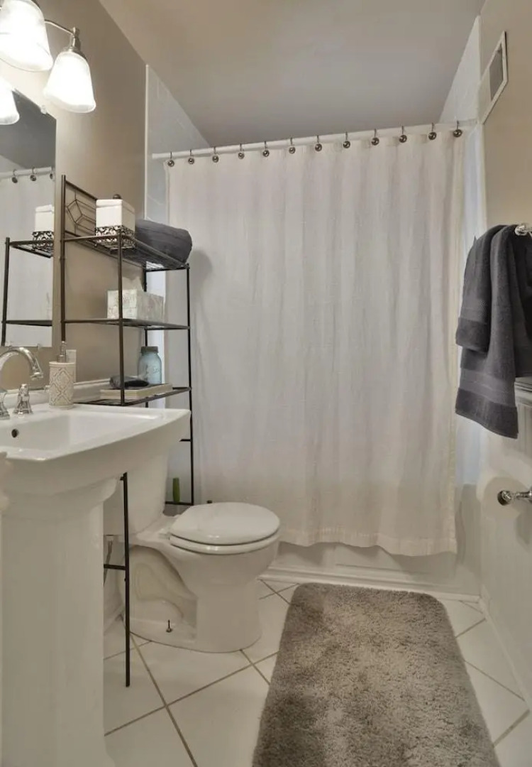 Cottage by the Historic Depot