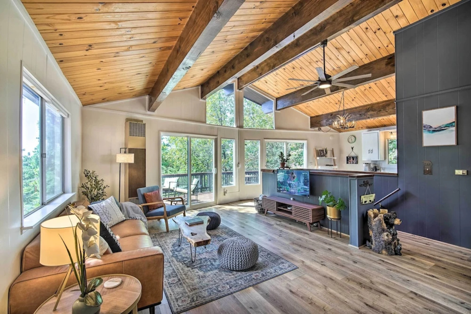 Running Springs Cabin < 7 Mi to Lake + Skiing