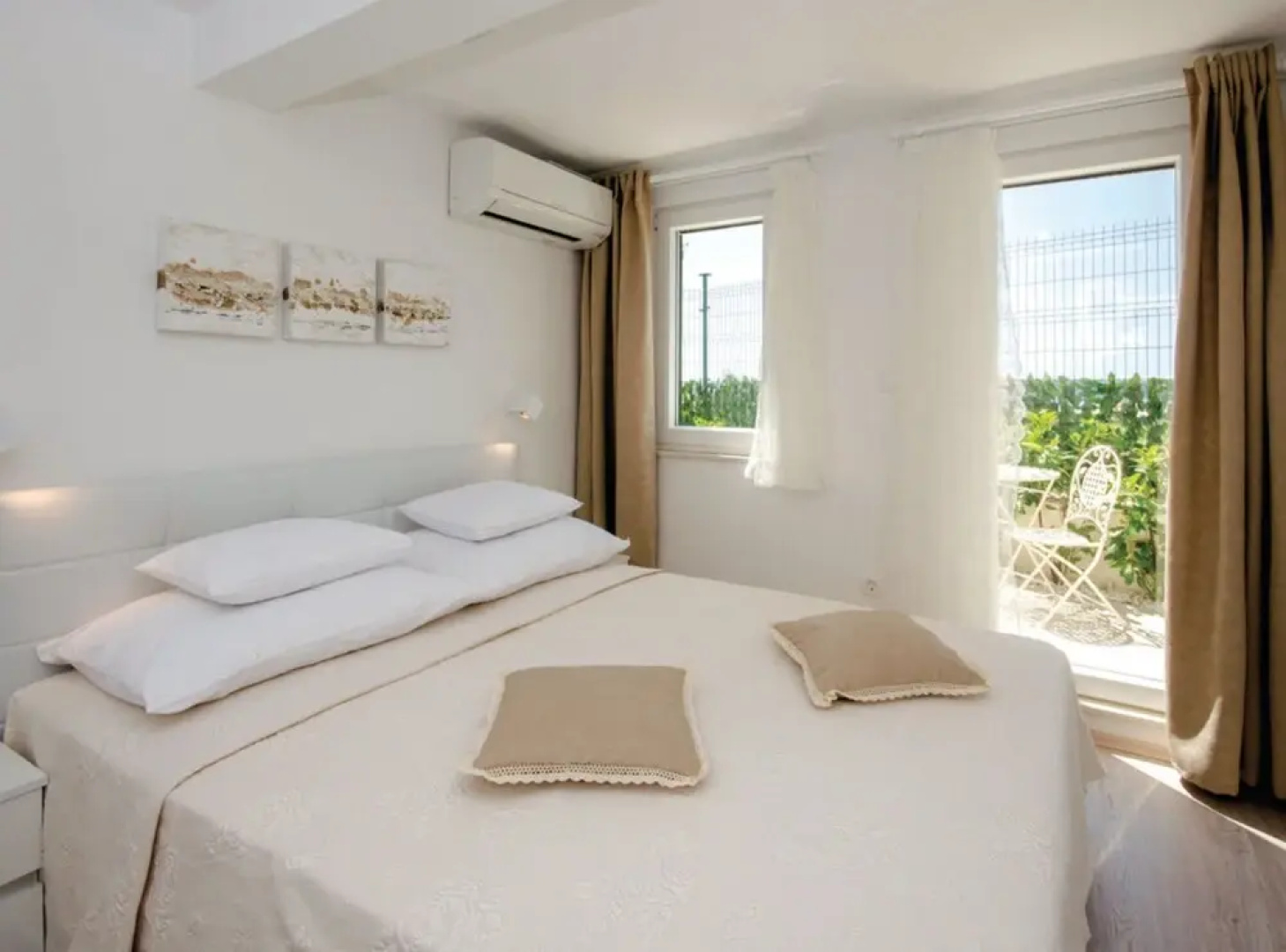 Luxury Villa Malo