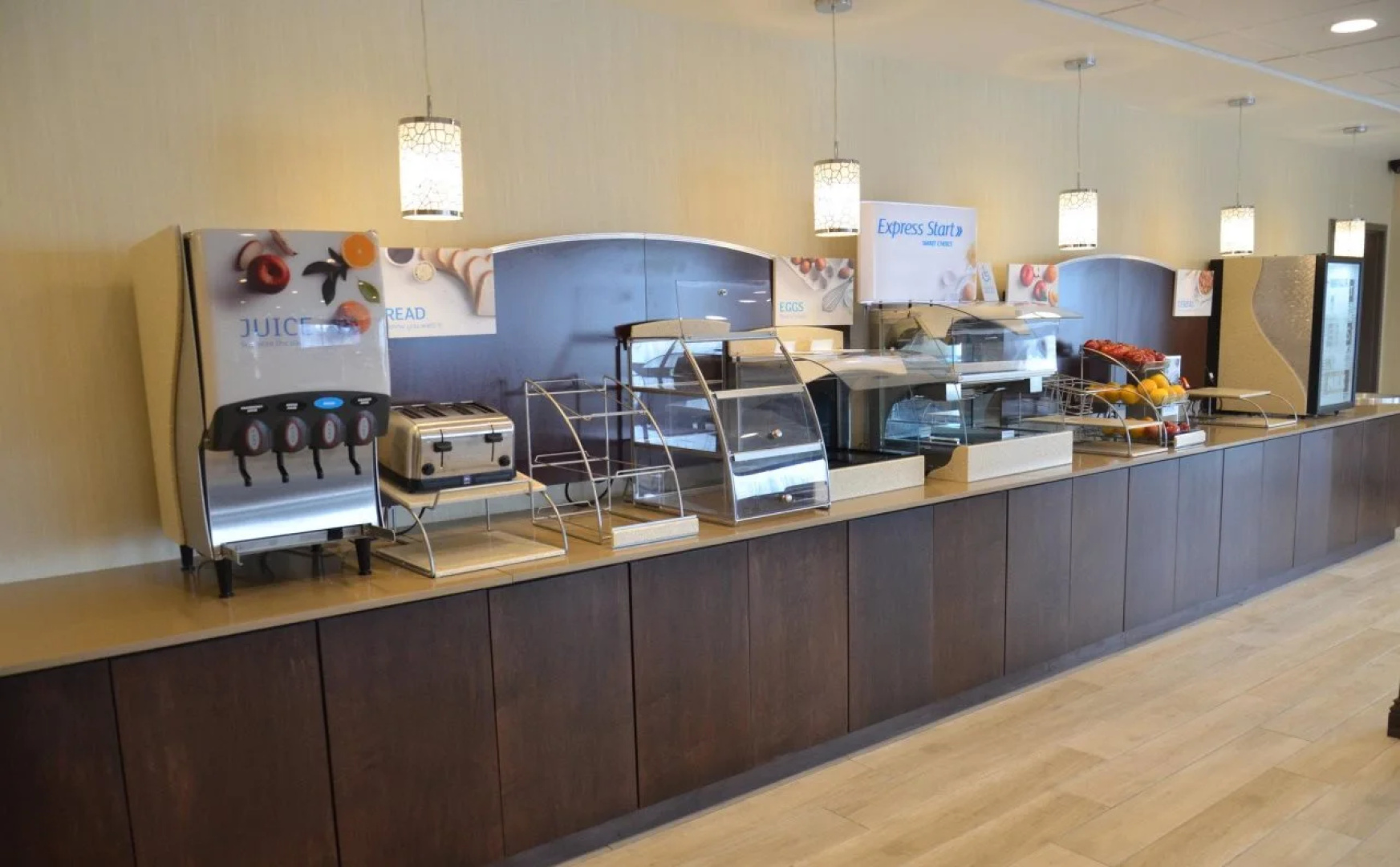 Holiday Inn Express Cheektowaga North East by IHG