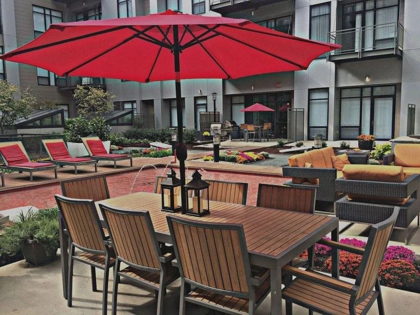 Global Luxury Suites at the Gateway Arch