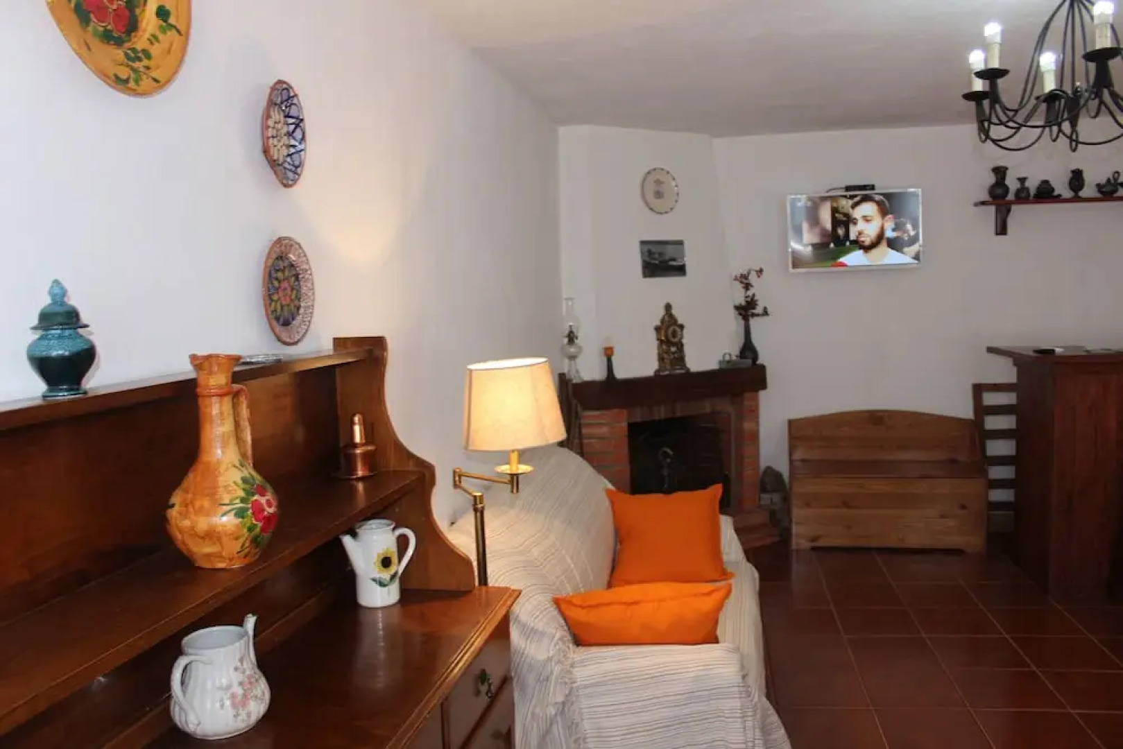 Casa Típica do Douro Vinhateiro, by Izibookings