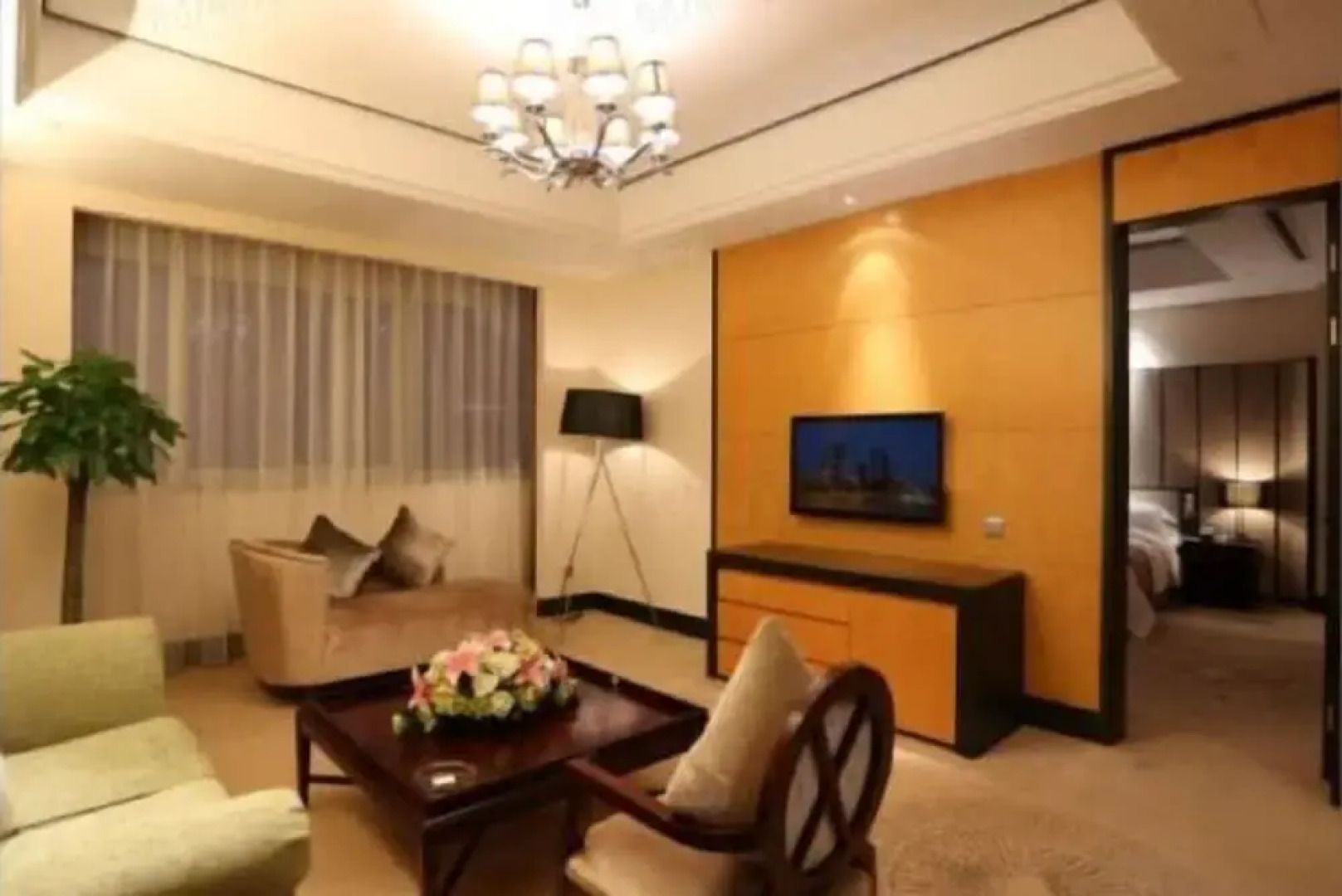 Jiuhua Jin Jiang International Hotel