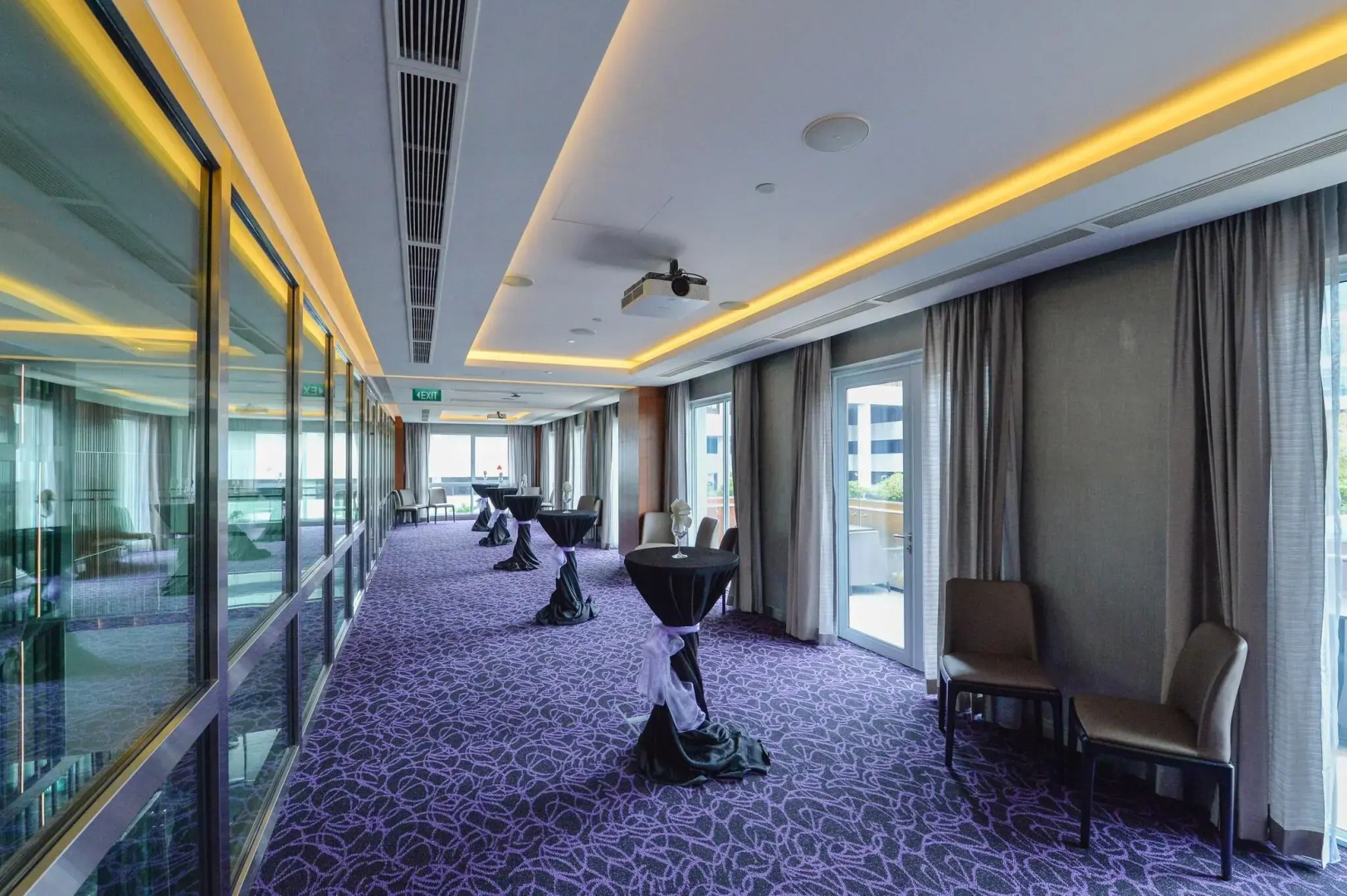 Aqueen Hotel Paya Lebar