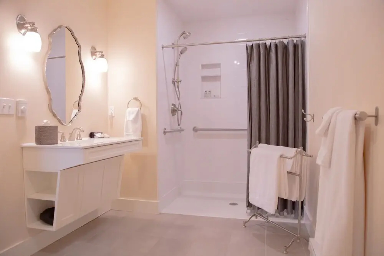 Howard House Lodge B&B