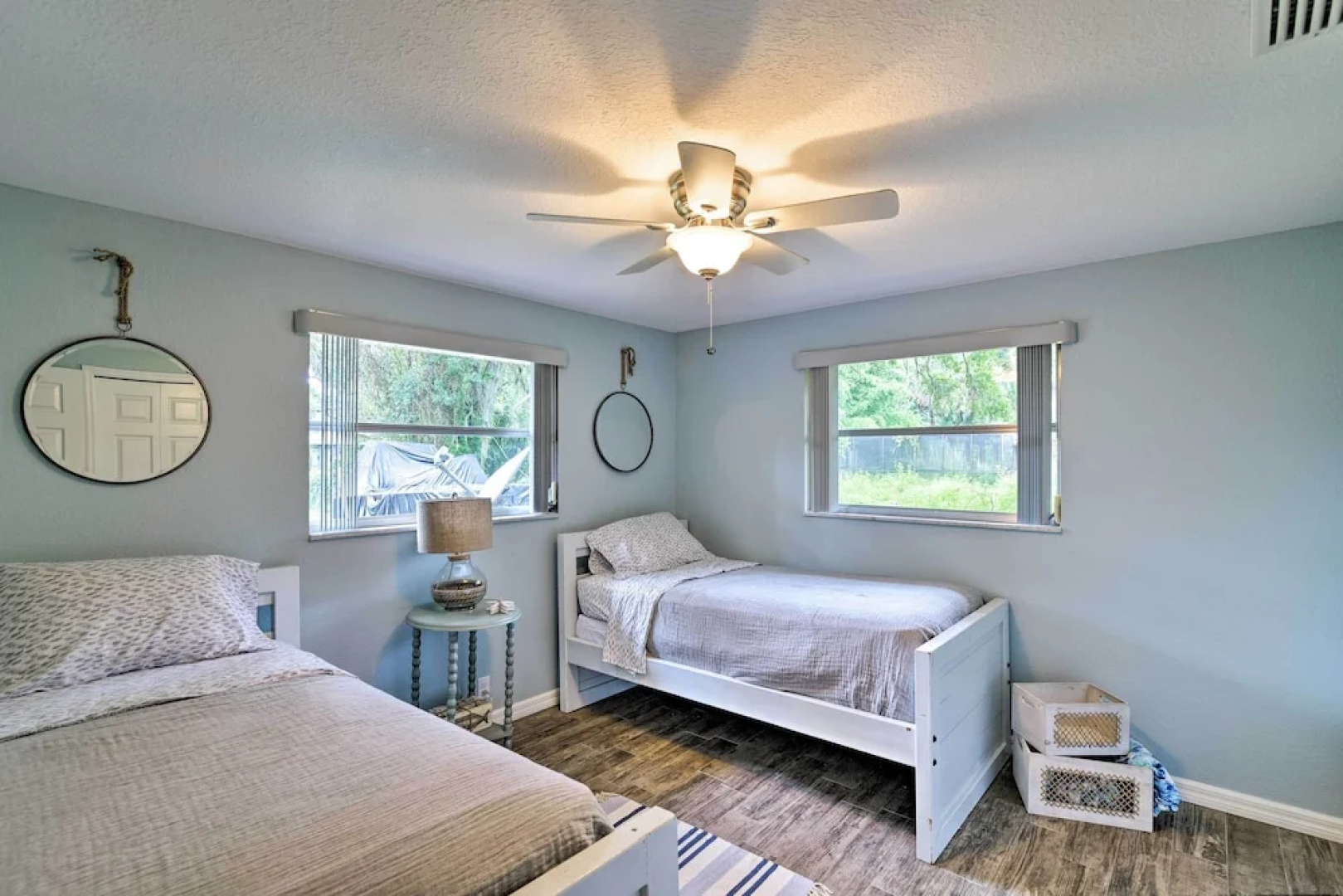 Updated Rustic Yankeetown Home w/ Lanai & Dock