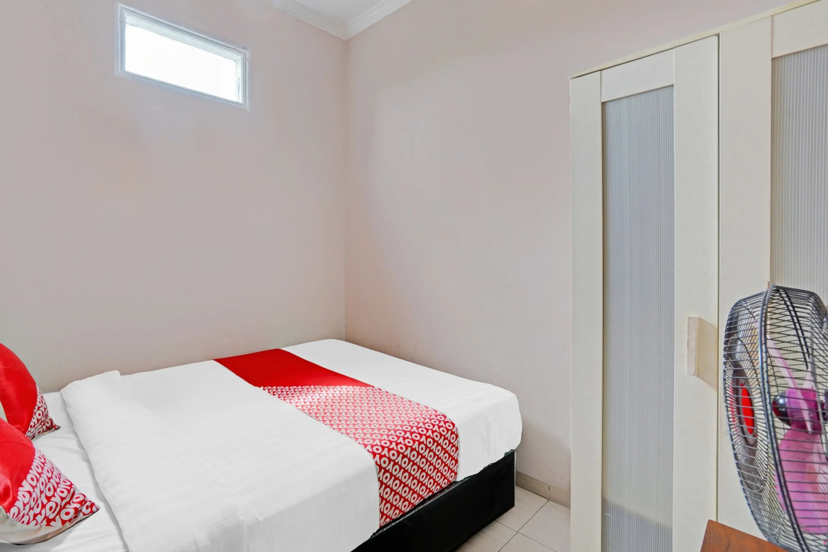 OYO 90234 Dhoho Family Guest House