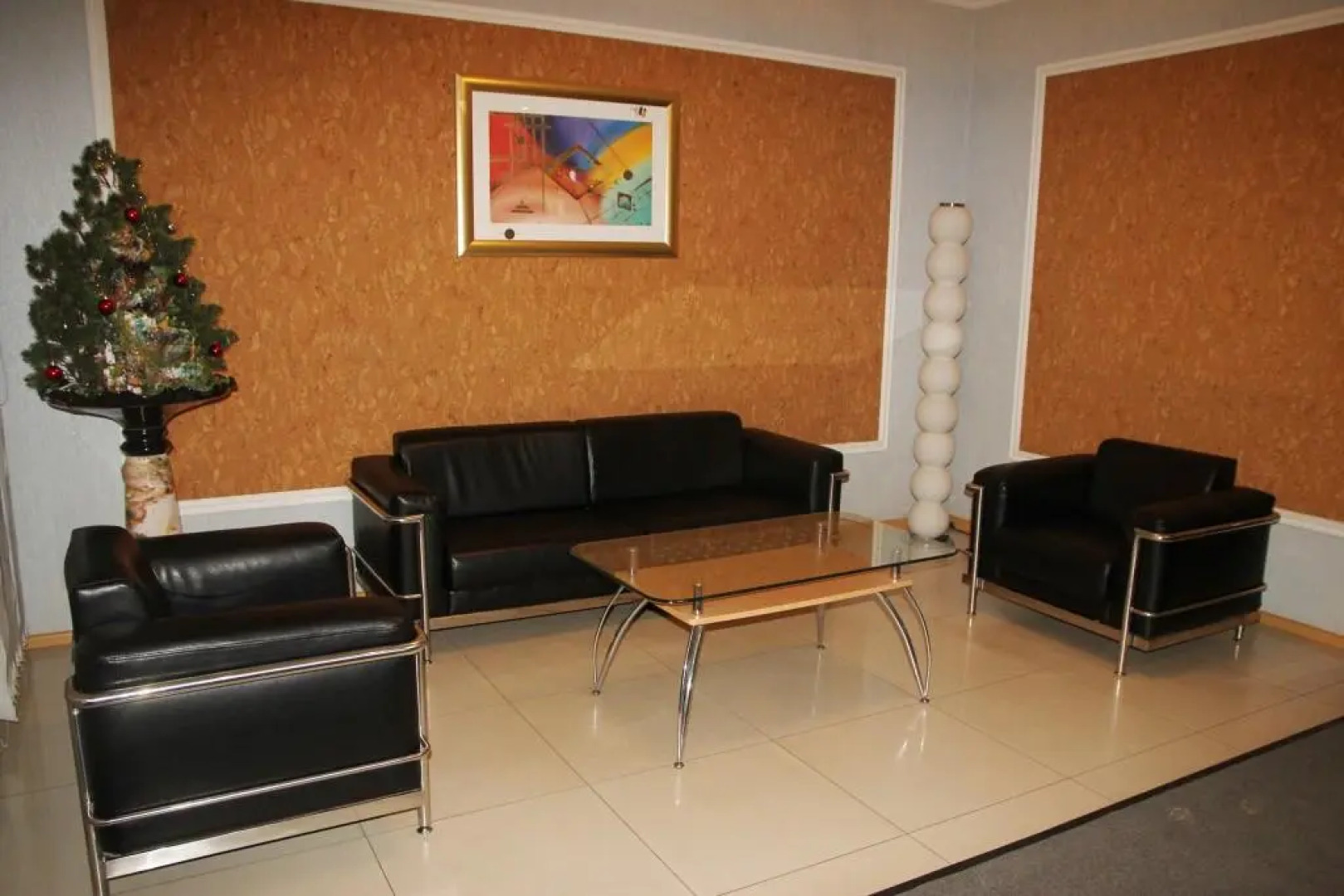 Отель Водолей