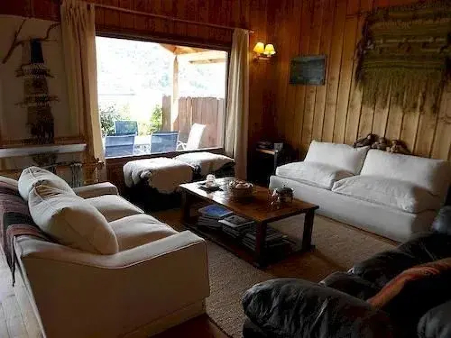 Punta Piedras Lodge & Marina