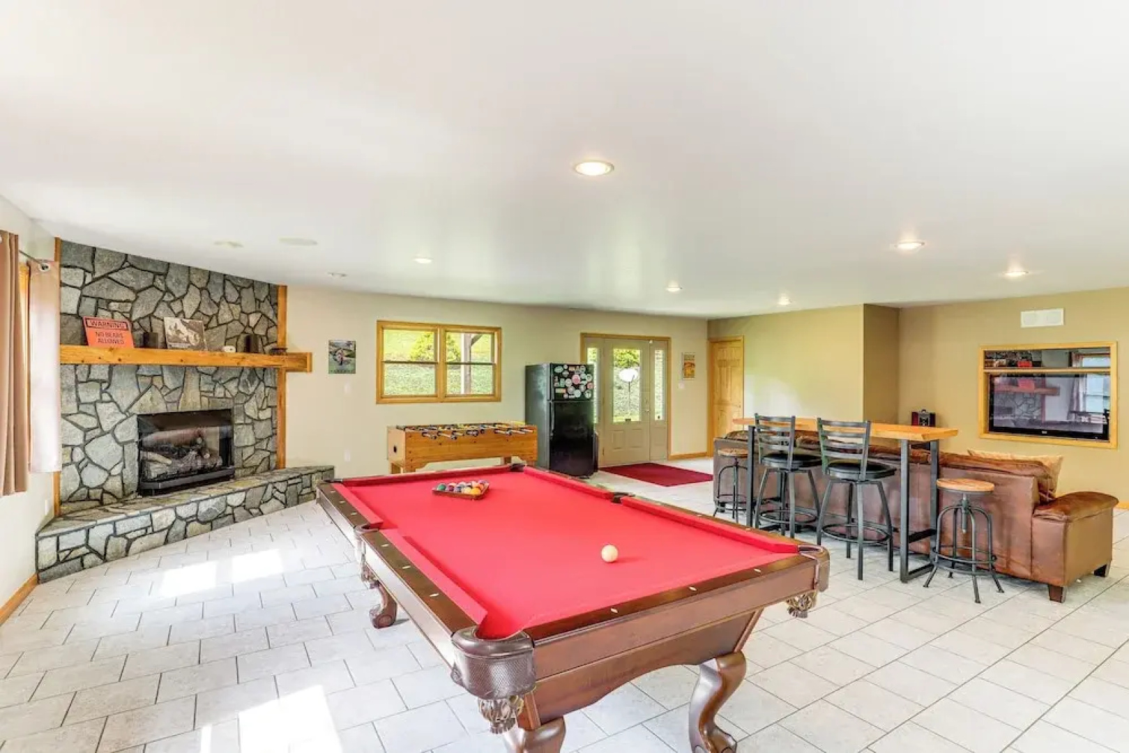 Mtn Views & Hot Tub: 6-acre Blue Ridge Retreat!
