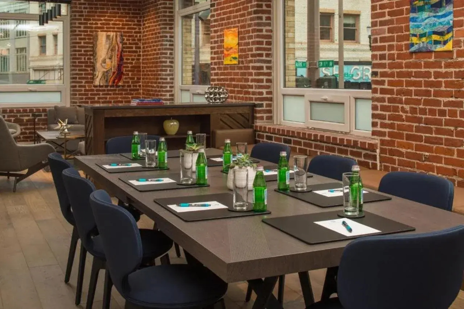 Mark Spencer Hotel