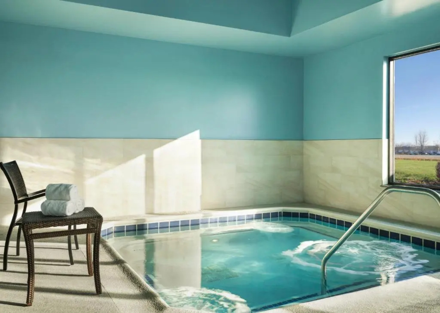 Holiday Inn Express Hotel & Suites Peru - Lasalle Area by IHG