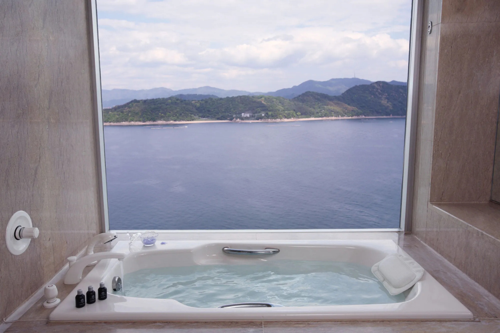 Grand Prince Hotel Hiroshima