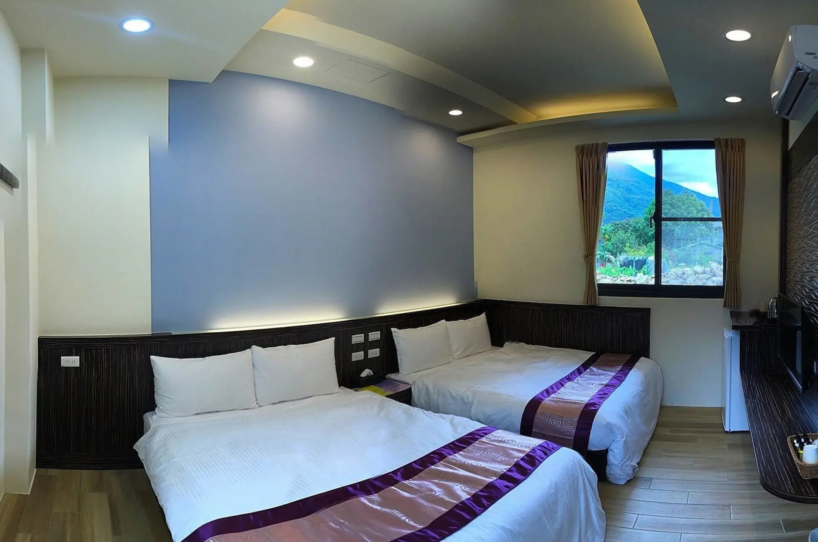 PULI GuanPu Fallsview Stay House