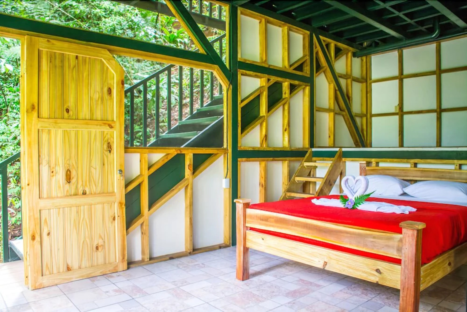 Finca Bellavista Treehouse Community