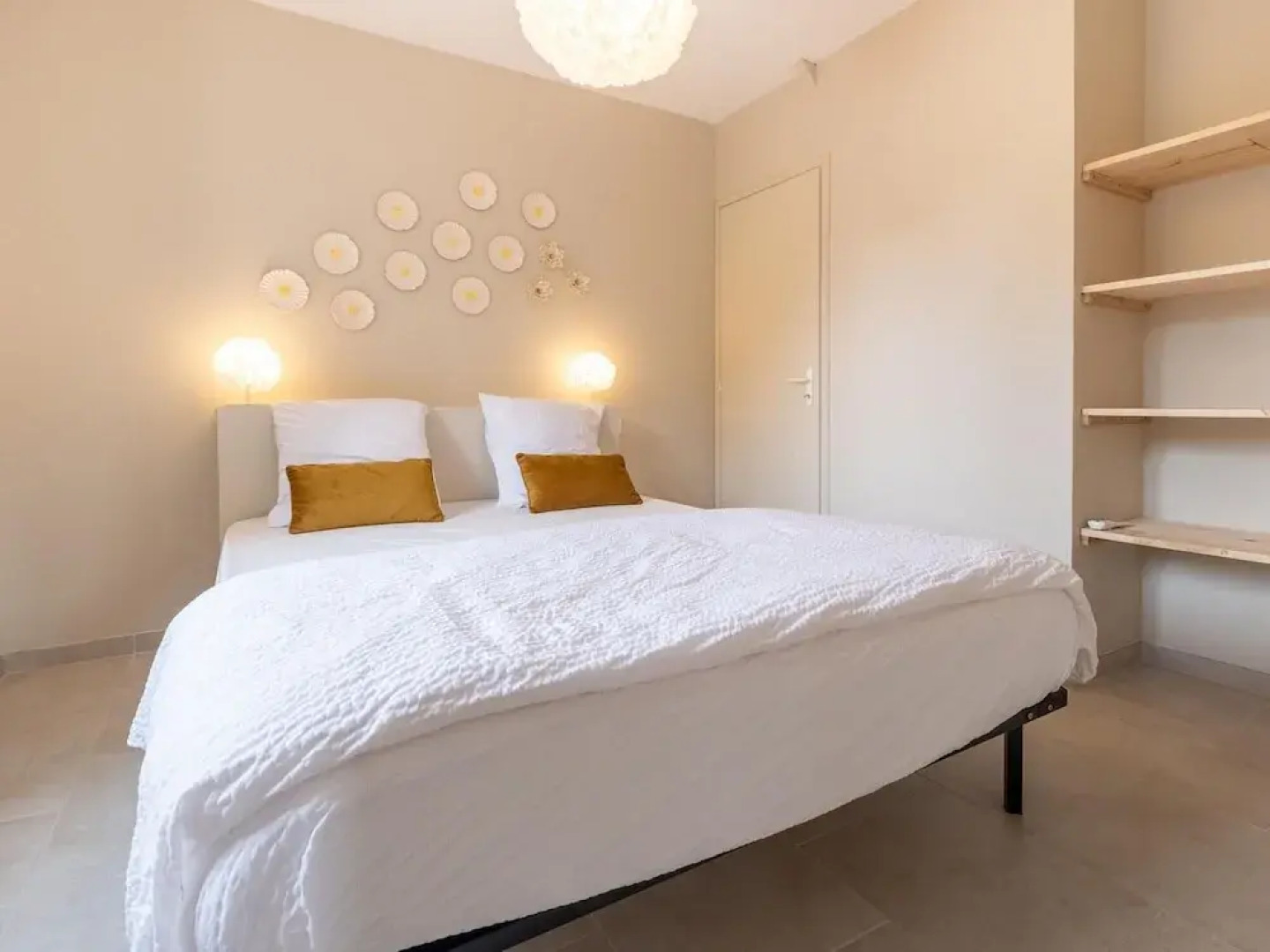 Charming Holiday Home With Private Pool