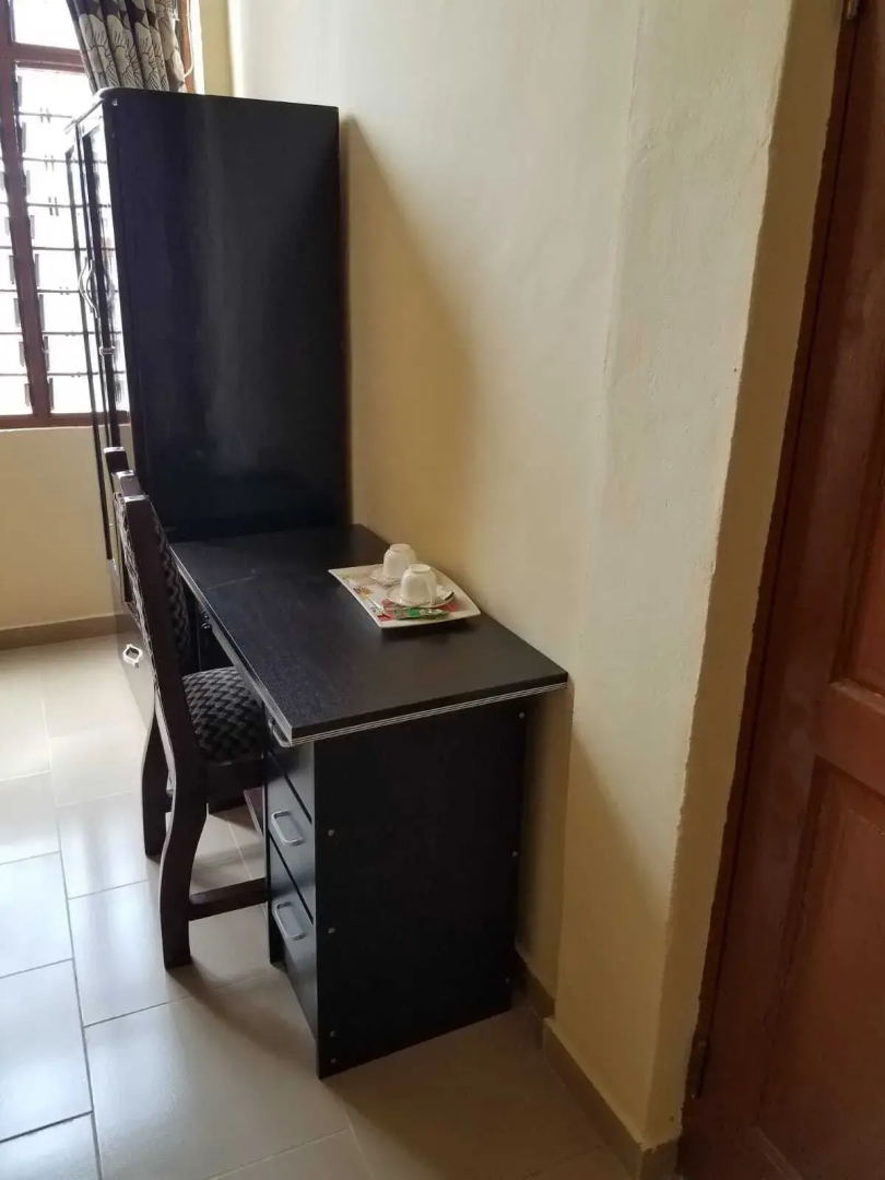 Bright Hotel & Suites