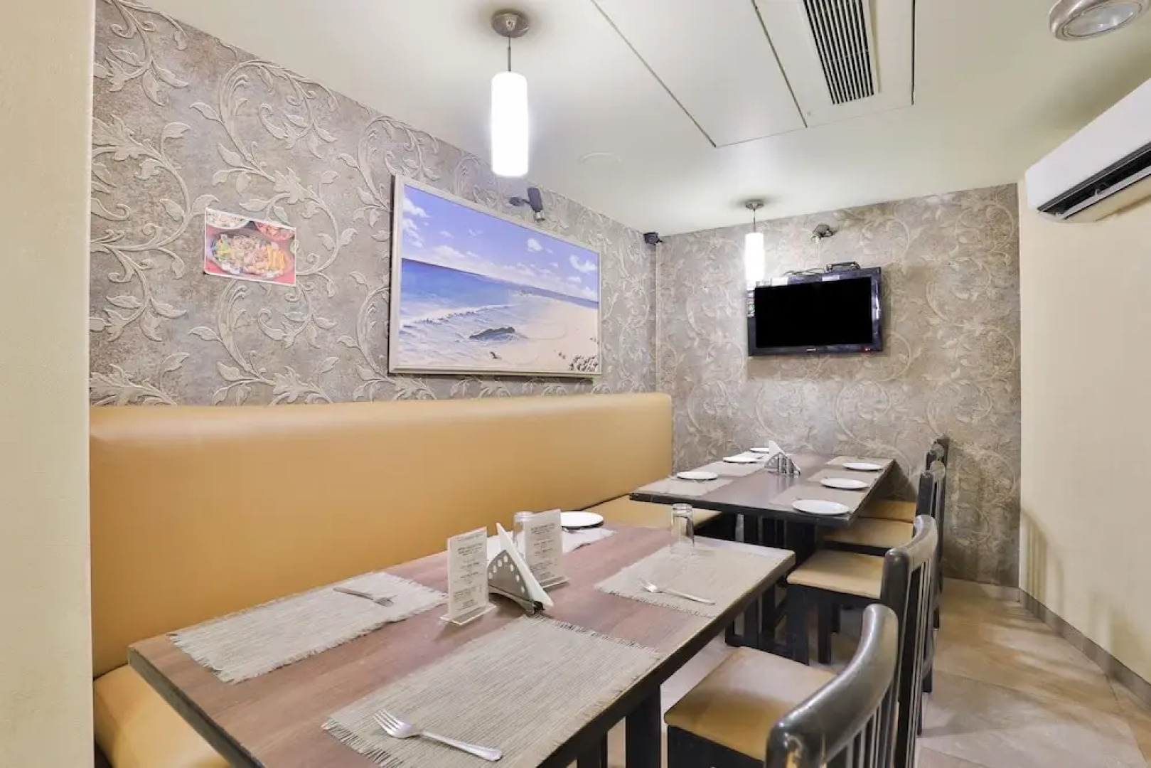 OYO 3975 Golden Star Country club