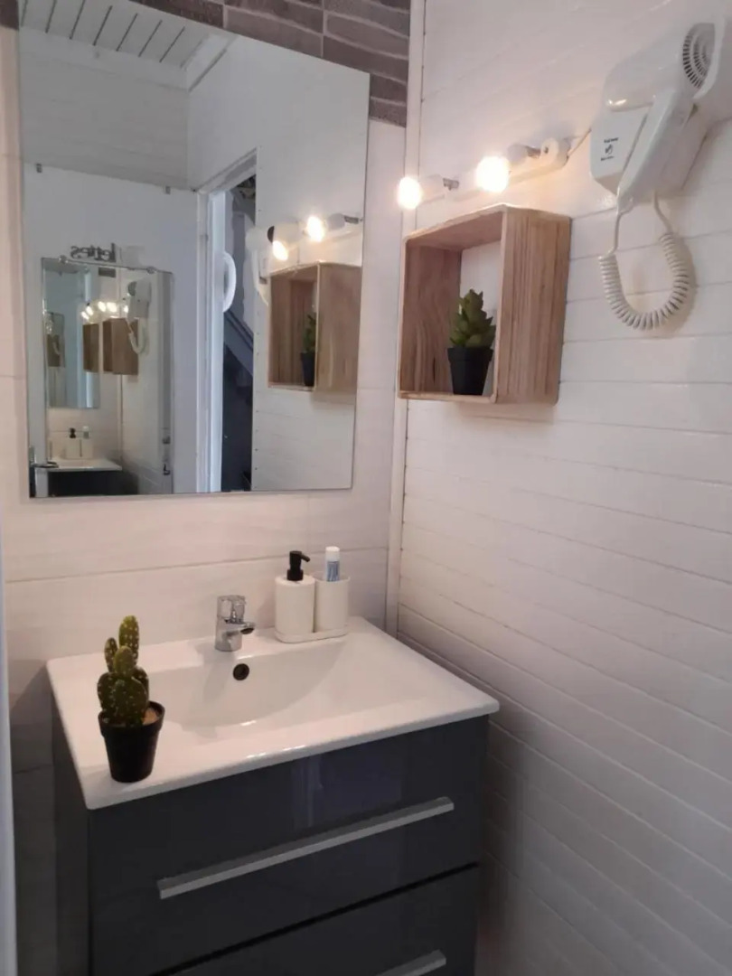 9 Lyly Location F3 Mezzanine