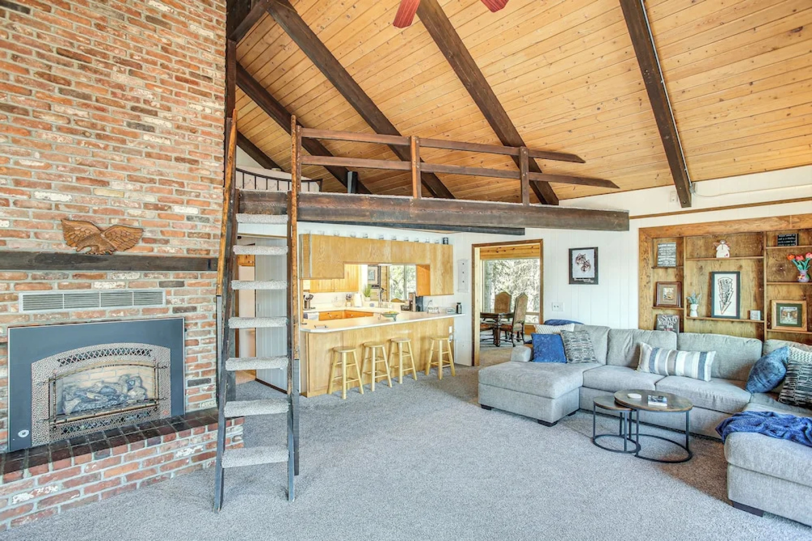 Spokane River Access & Fire Pit: Post Falls Cabin