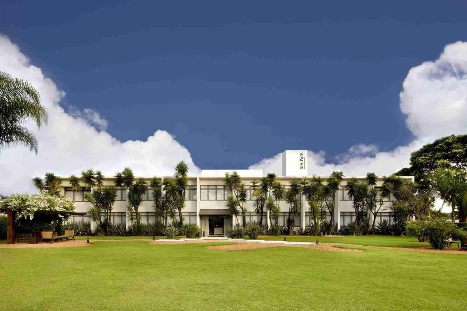 Sia Park Executive Hotel