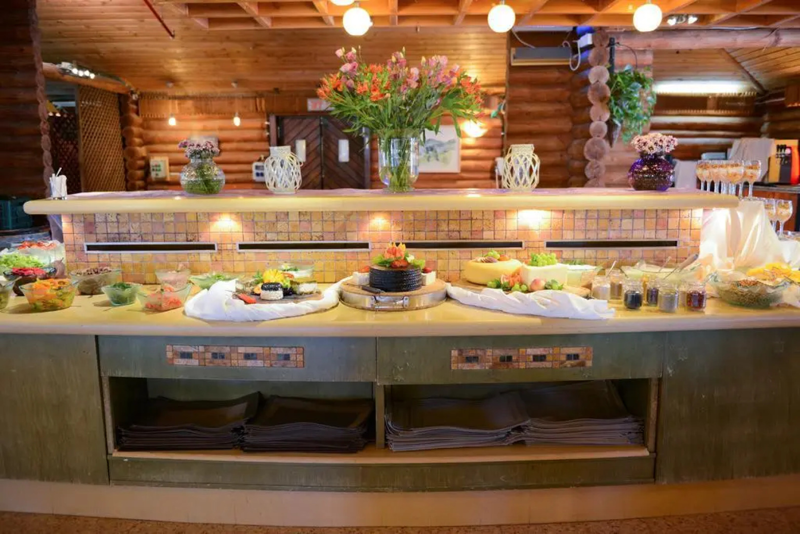 Logos hotel in Yad Hashmona