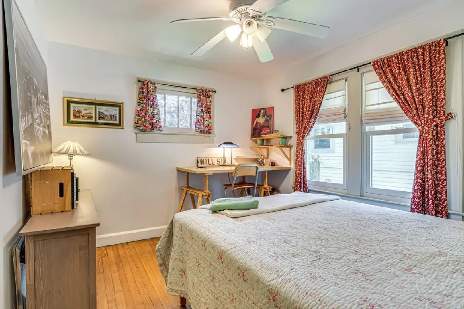 1/2 Mi to Indy Motor Speedway: Home w/ Yard!