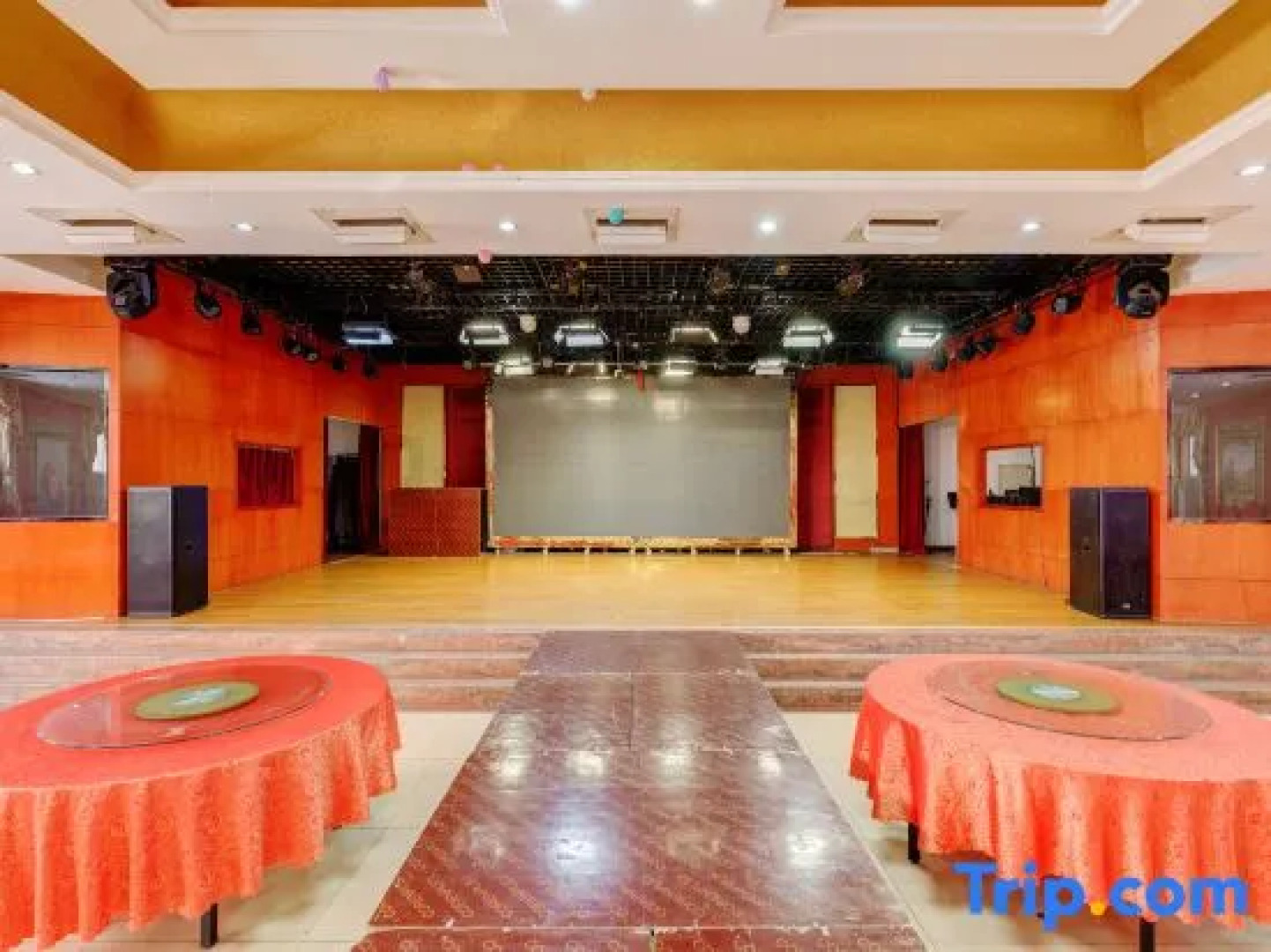 Linyi Junan Jinsheng Hotel