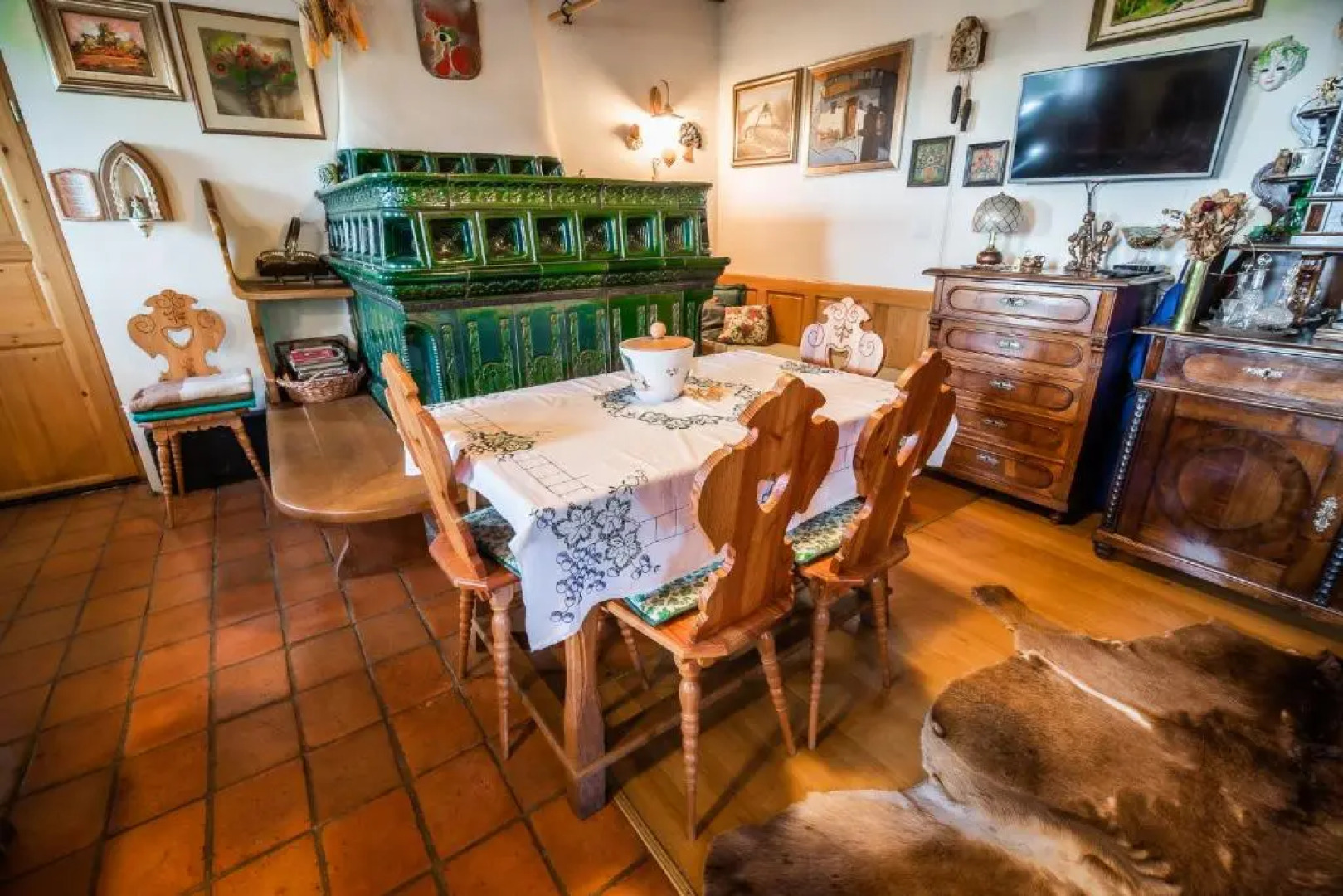 Authentic Countryside Villa With Hot tub