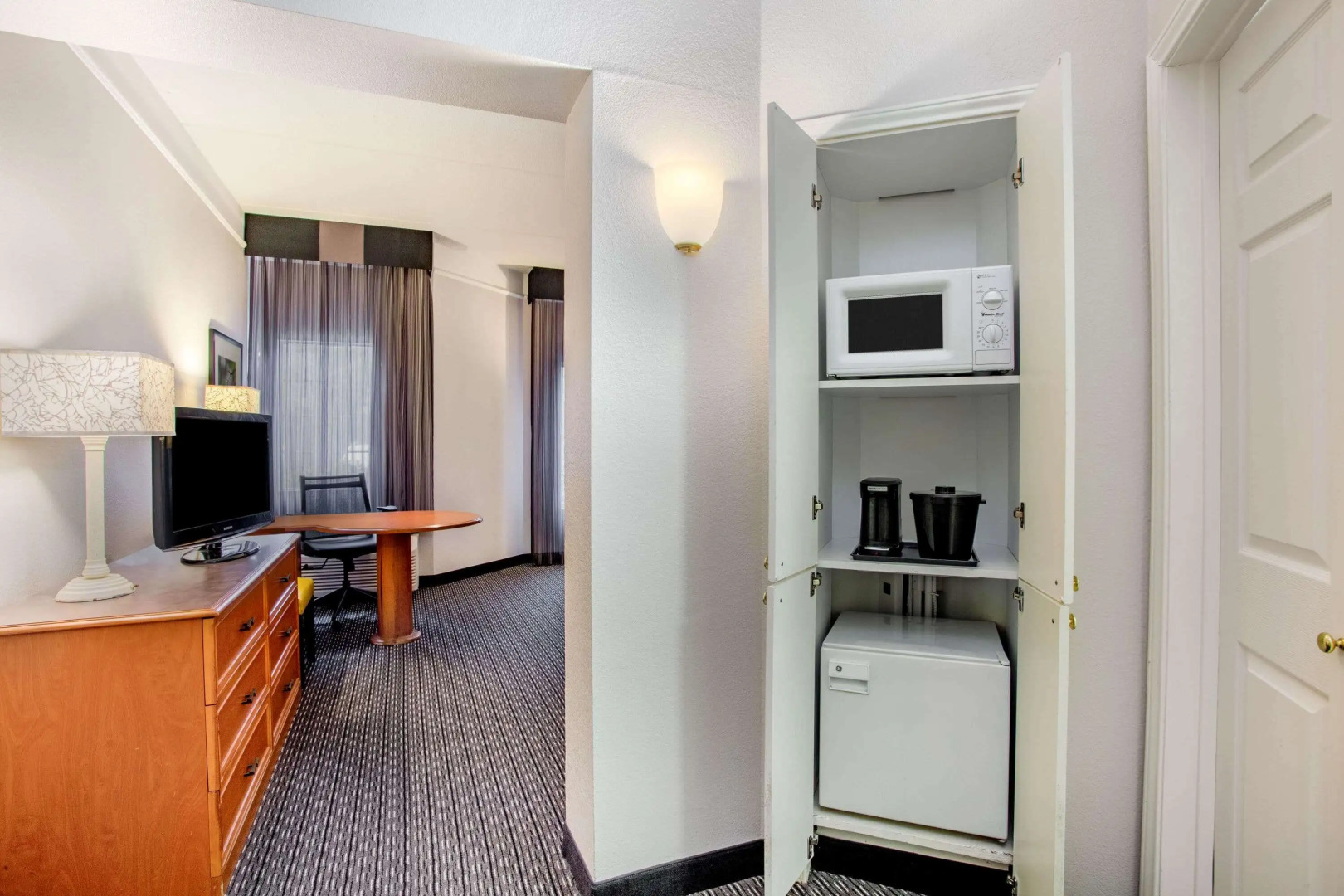 La Quinta Inn & Suites by Wyndham Raleigh Durham Intl AP