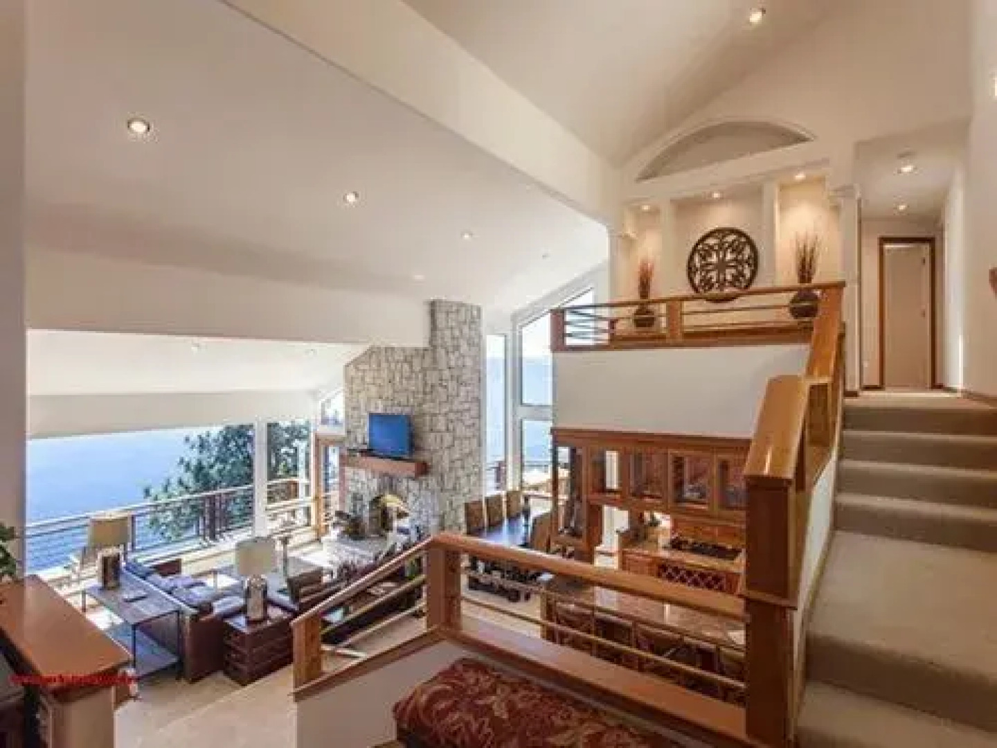 RedAwning Crystal Waters Lakefront