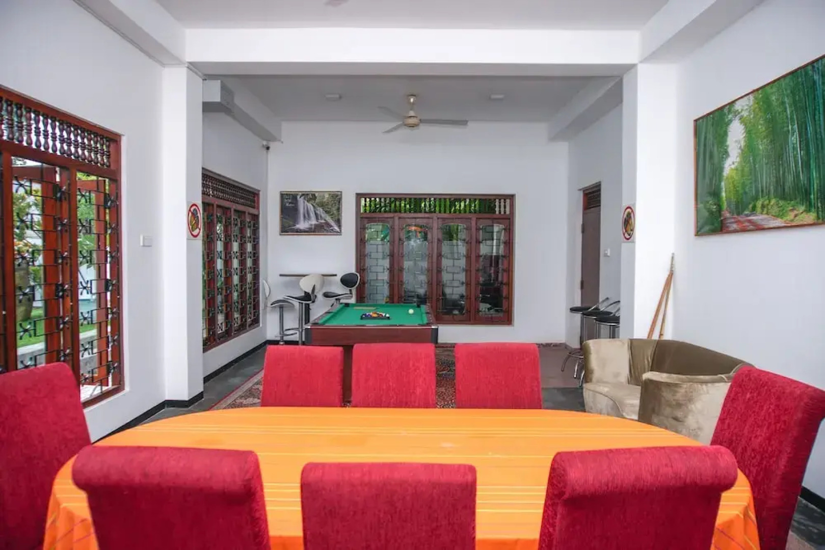 OYO 328 Machan Lanka Hotel