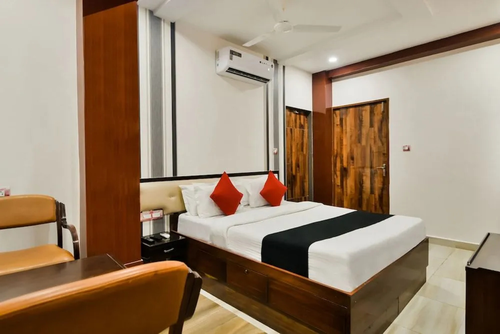 Capital O 39331 Hotel Retaj