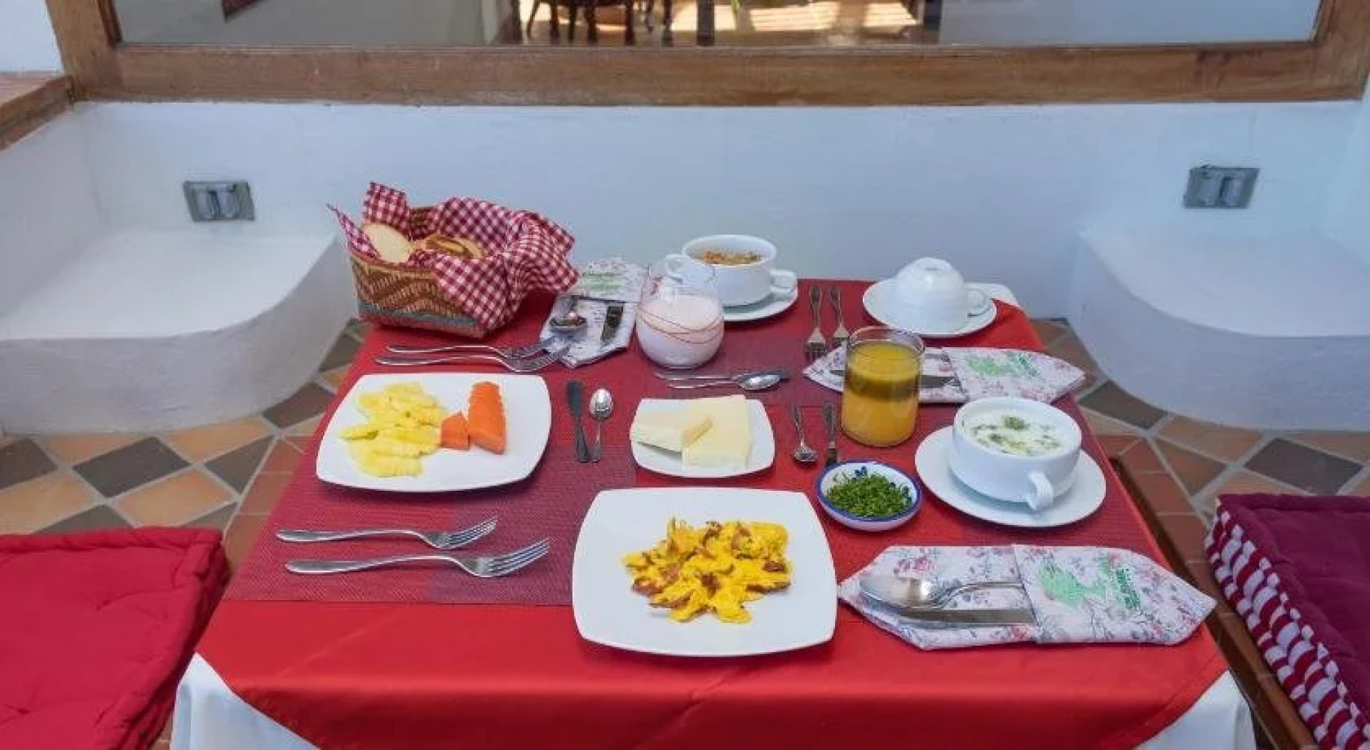 La Casa Del Arbol Hotel Boutique Villa de Leyva