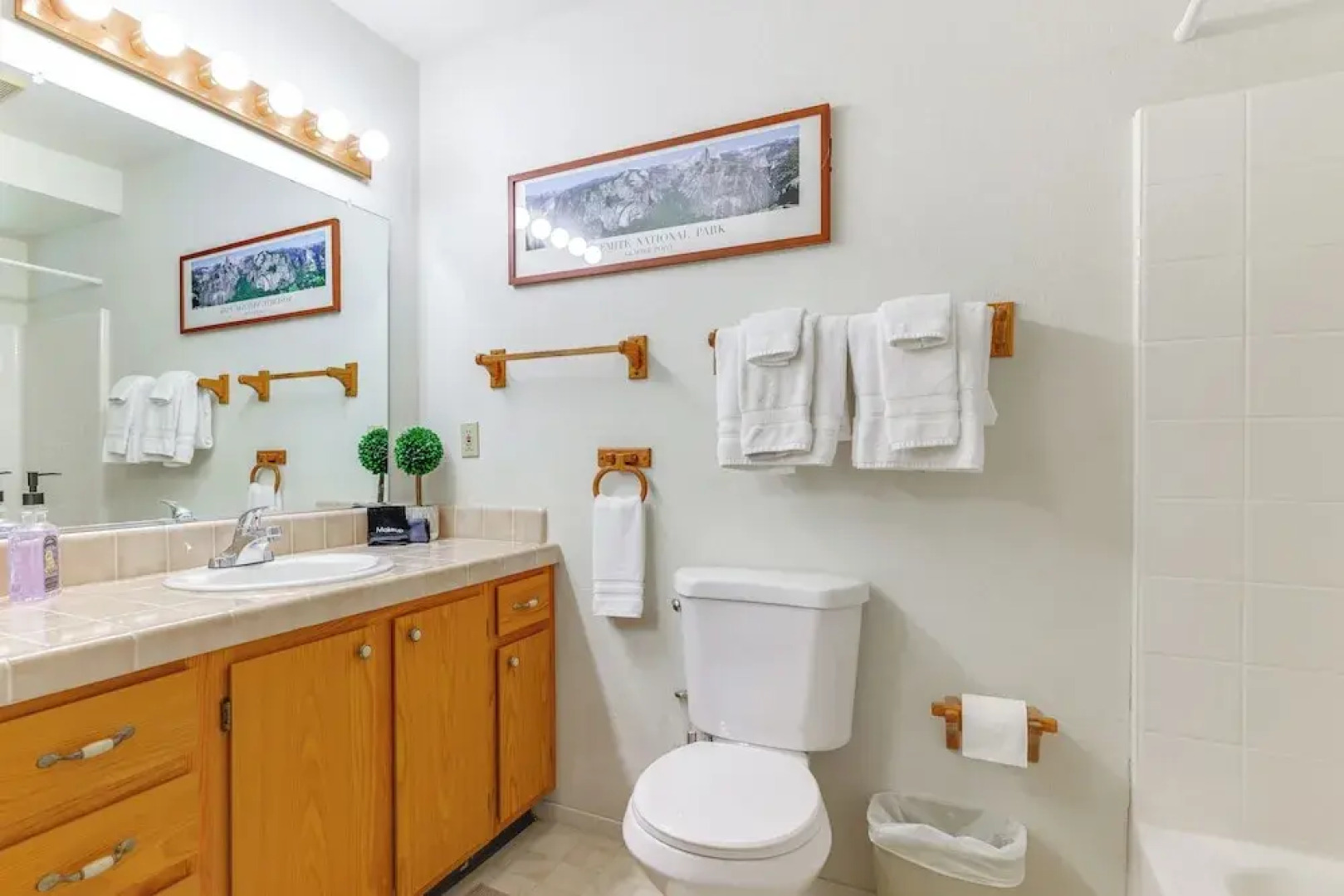 Mountain Paradise ~ 1 Mile to Pine Mountain Lake!