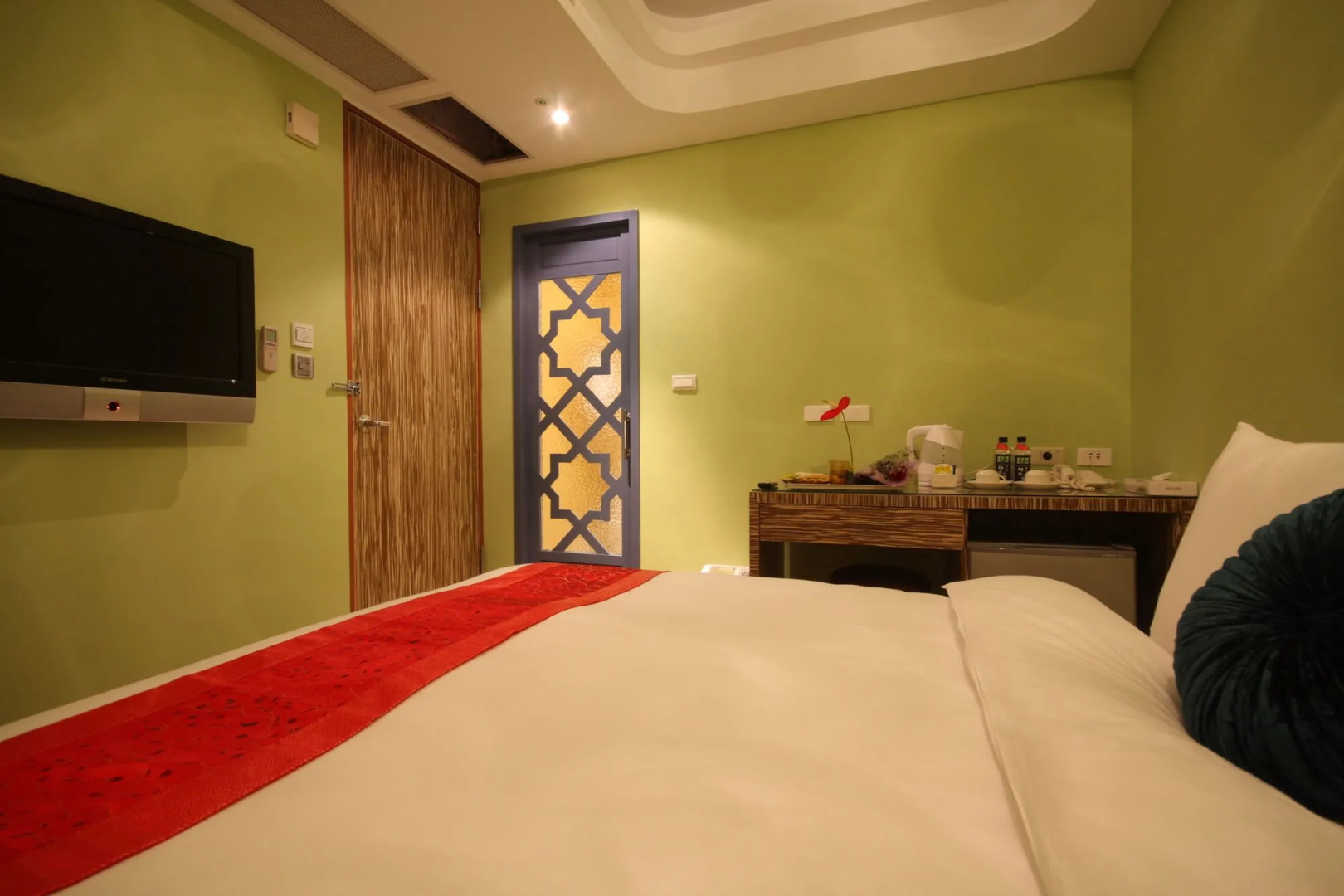 Moroccan Holiday Suite