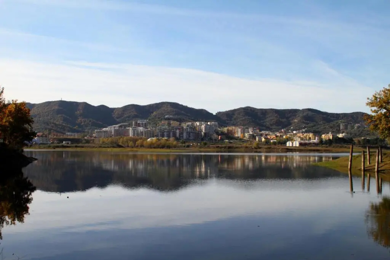 Отель Liqeni Tirana