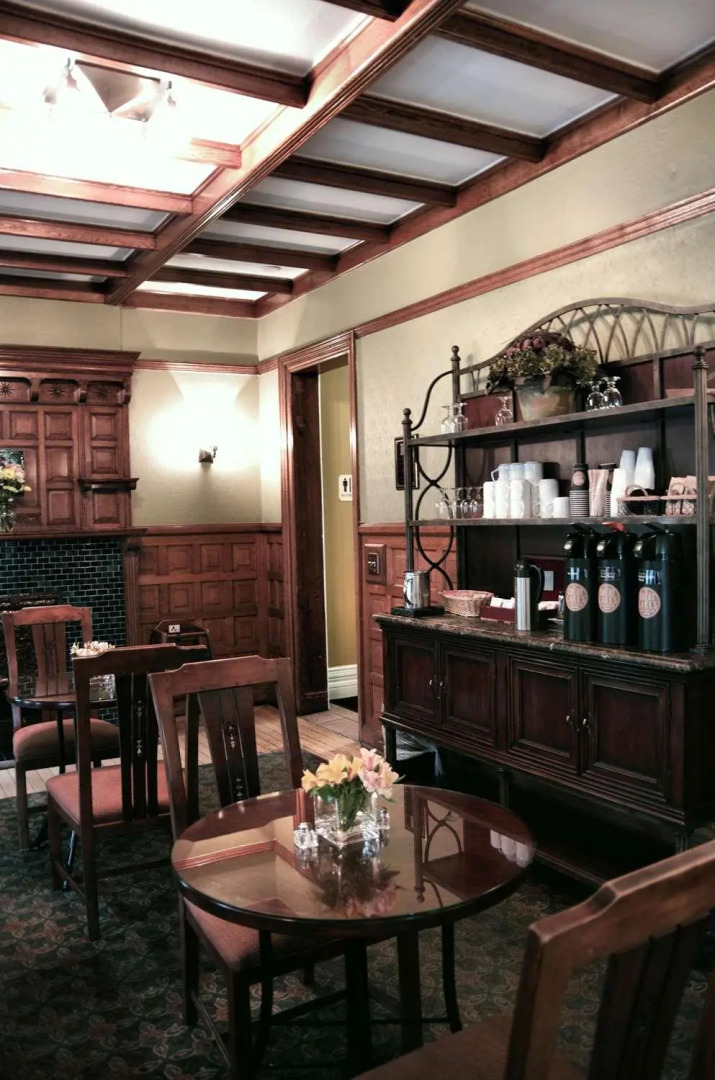 The Inn on Ferry Street