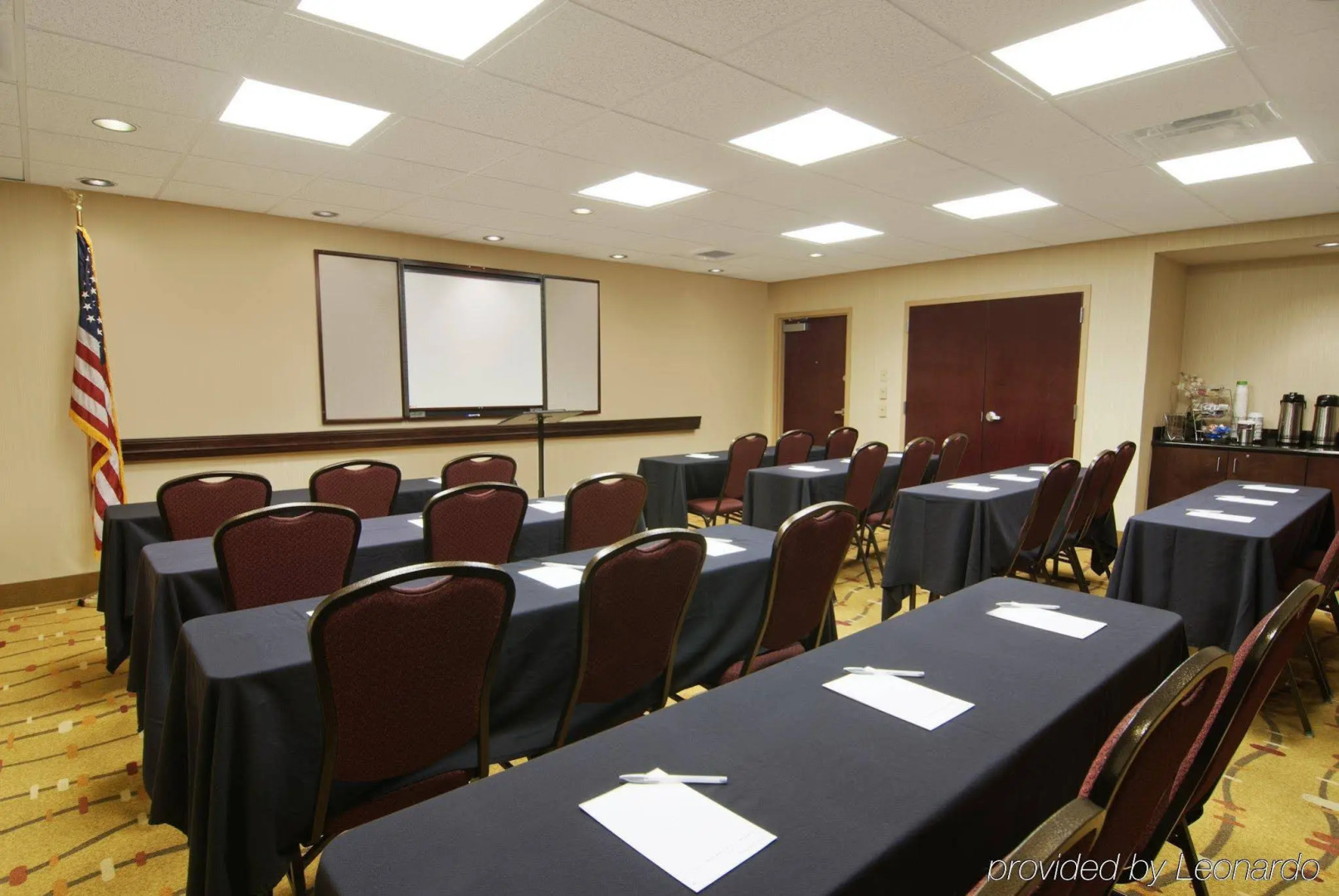 Hampton Inn & Suites-Knoxville/North I-75