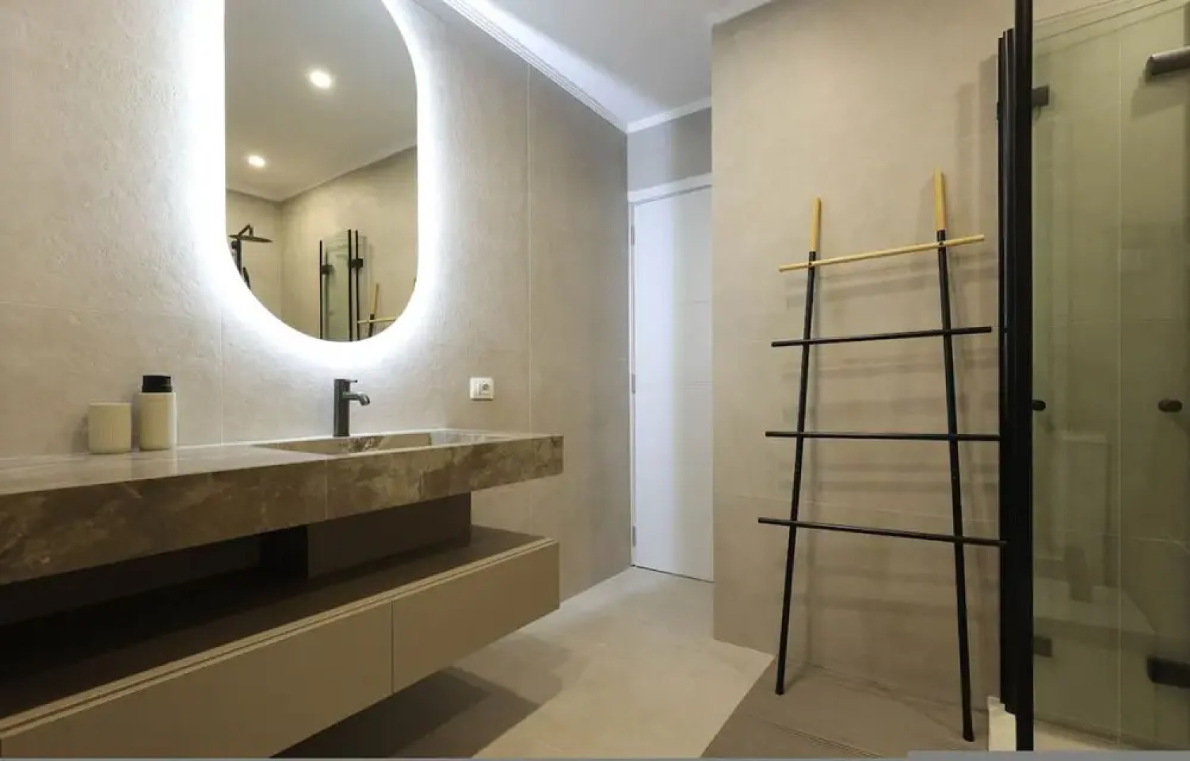 Grandstay Apartments 001